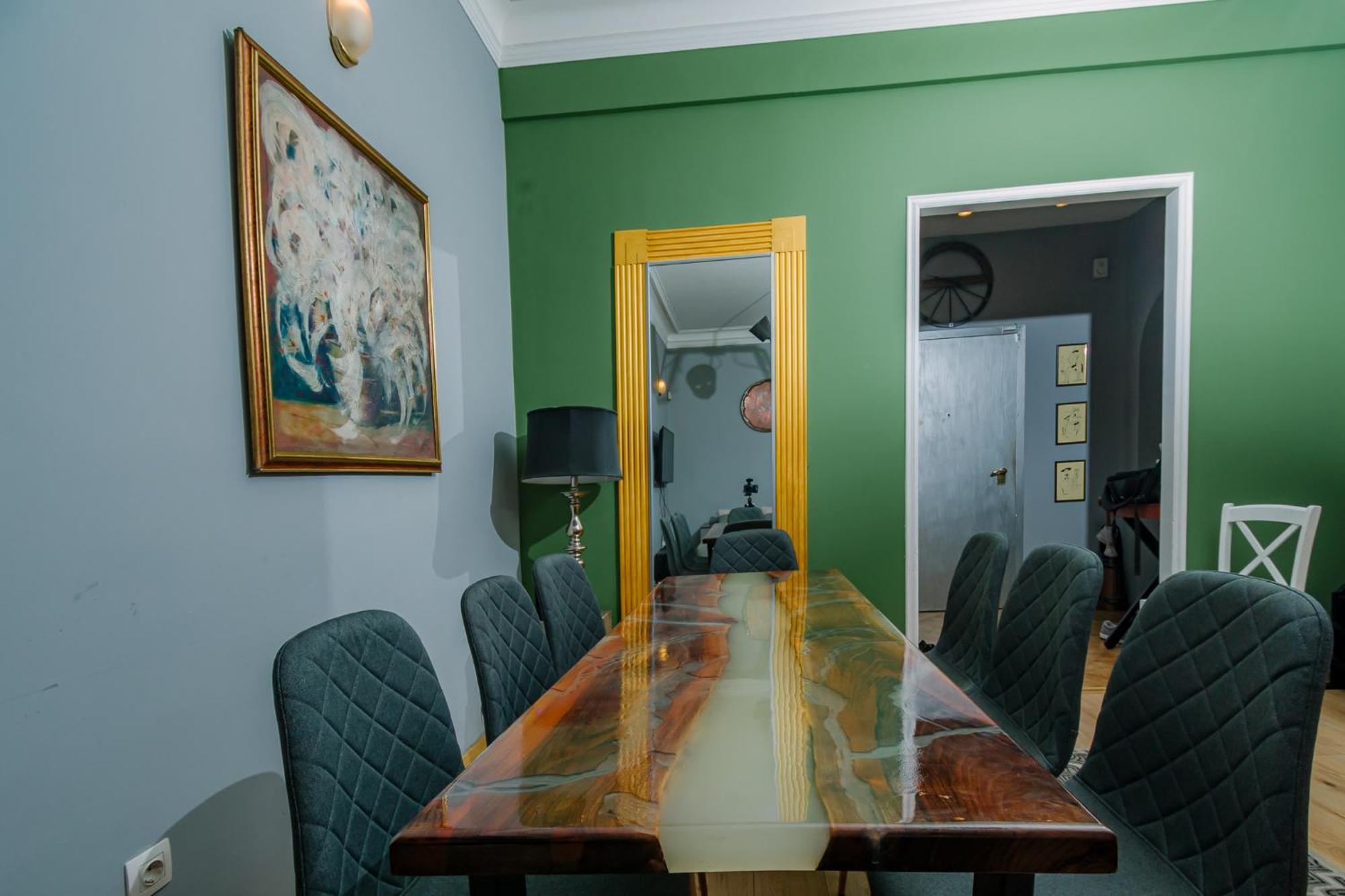Top Center, 3Bdr, Heart Of The City, Free Secured Parking صوفيا المظهر الخارجي الصورة