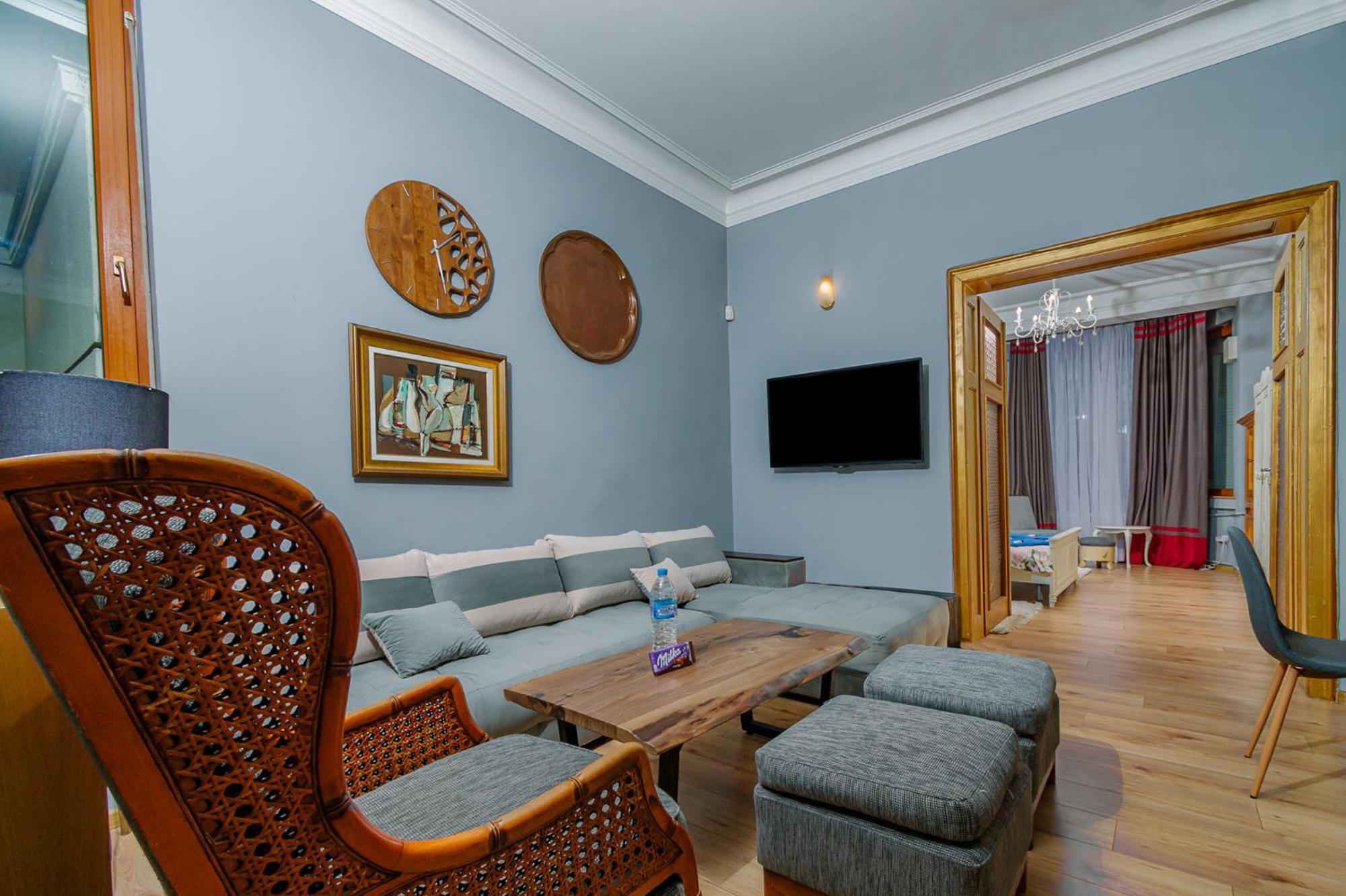 Top Center, 3Bdr, Heart Of The City, Free Secured Parking صوفيا المظهر الخارجي الصورة